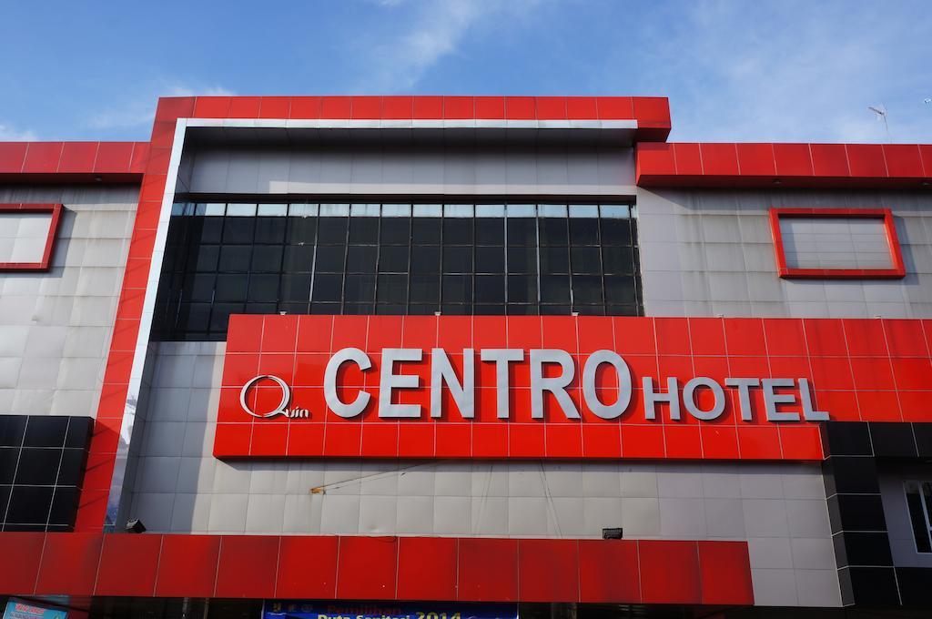 Quin Centro Hotel Palembang Exteriör bild
